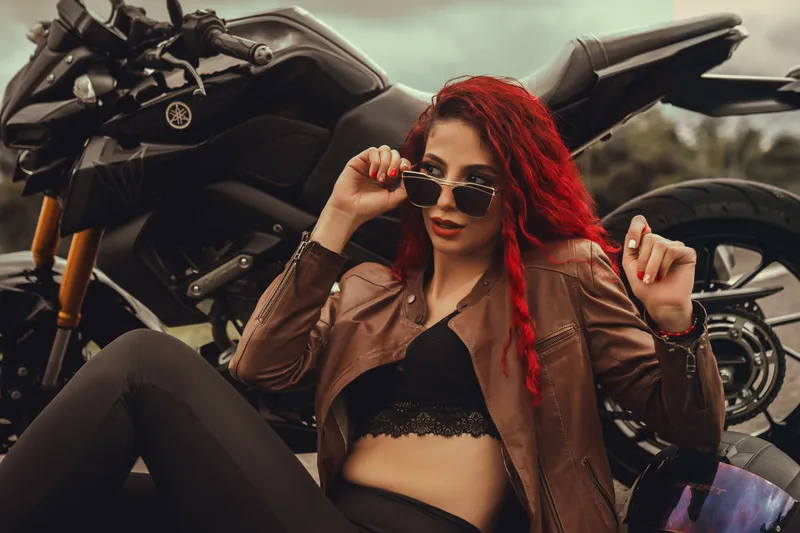 Live sex webcam photo for MirandaaFox #6246424