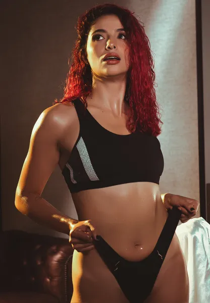 Live sex webcam photo for MirandaaFox #6099064