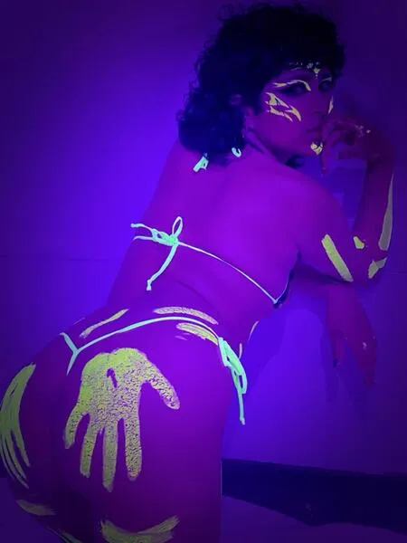 Live sex webcam photo for Sweenykuromi #6305971