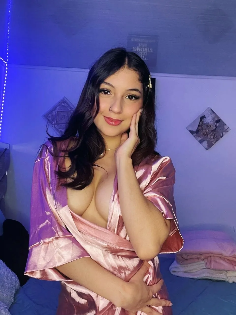 Live sex webcam photo for AveryCobb #6625437