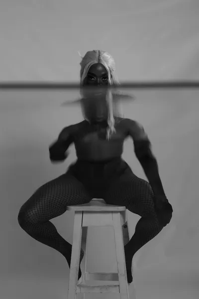 Live sex webcam photo for MiaKnox #6173889