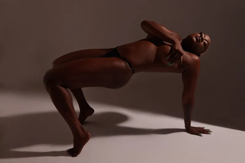 Live sex webcam photo for MiaKnox #6173887