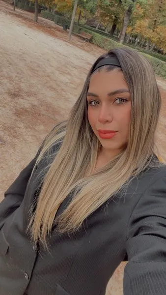 Live sex webcam photo for VickyGreco #7268237