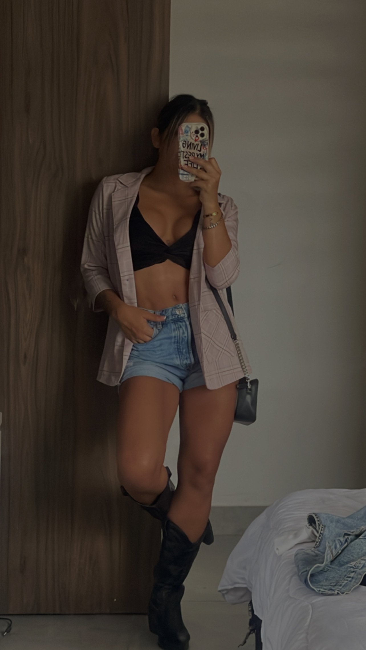 Live sex webcam photo for VickyGreco #7267956