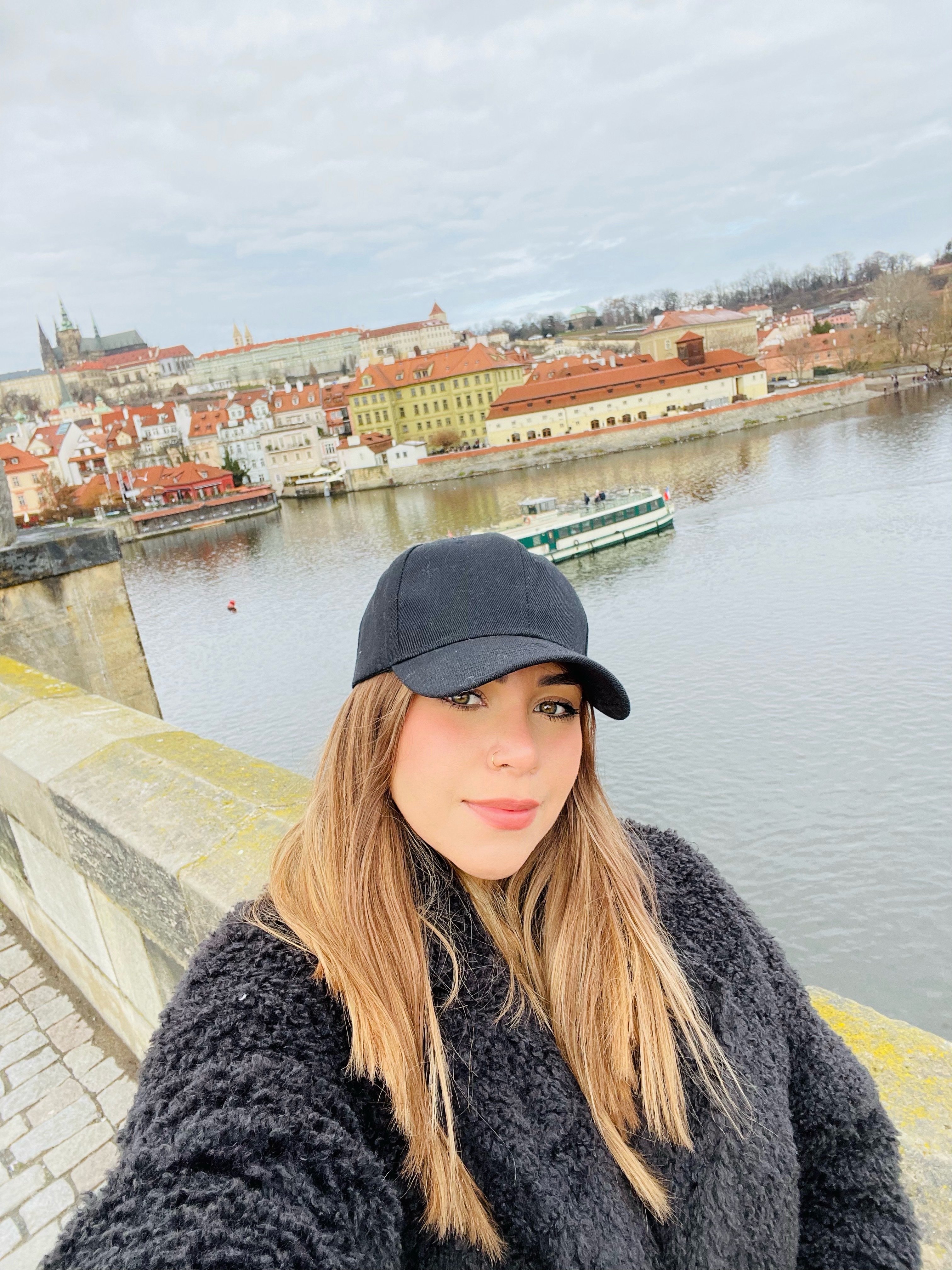 Live sex webcam photo for VickyGreco #7268116