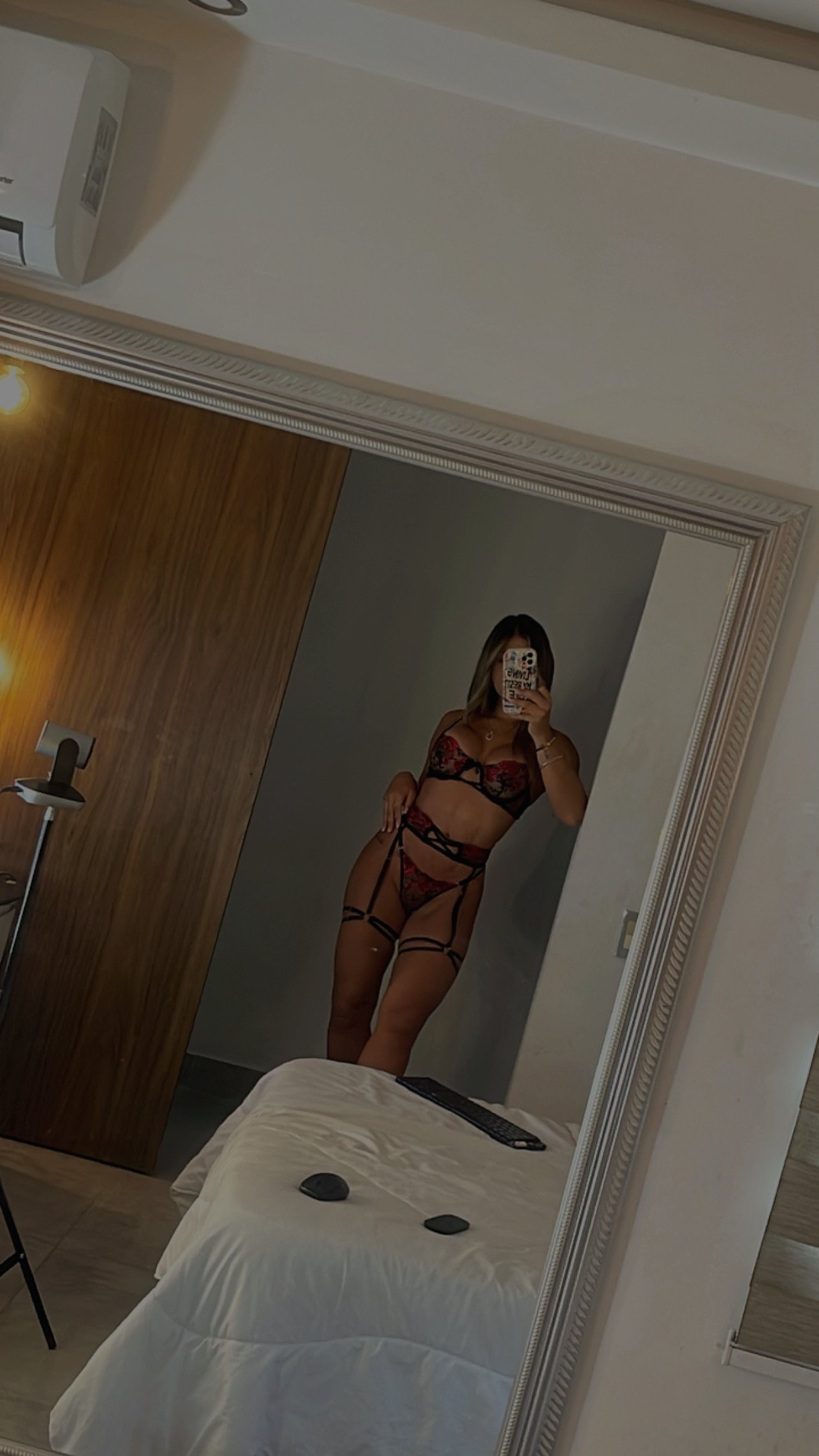 Live sex webcam photo for VickyGreco #7267955