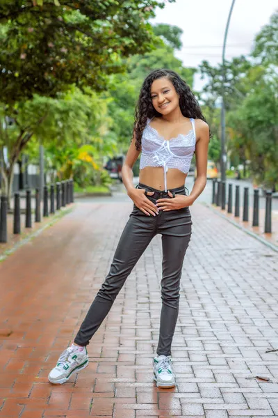 Live sex webcam photo for LilyRoger #6150106