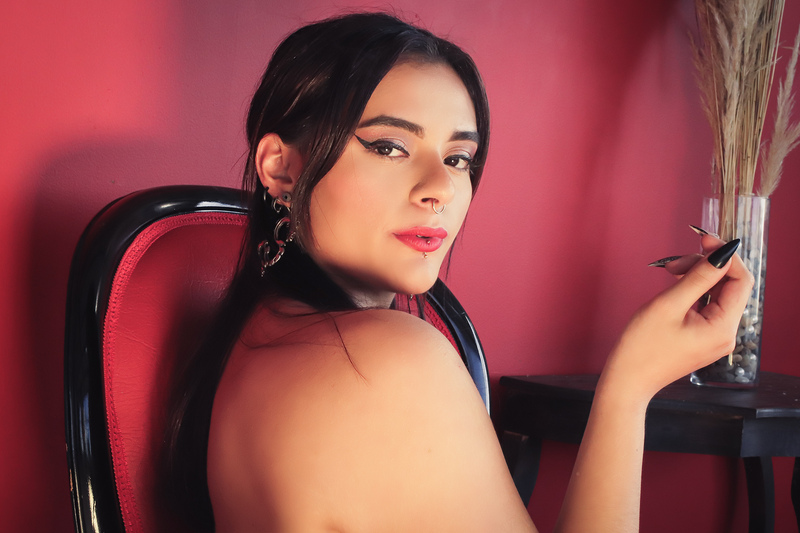 Live sex webcam photo for ManddyHolmes #6137924