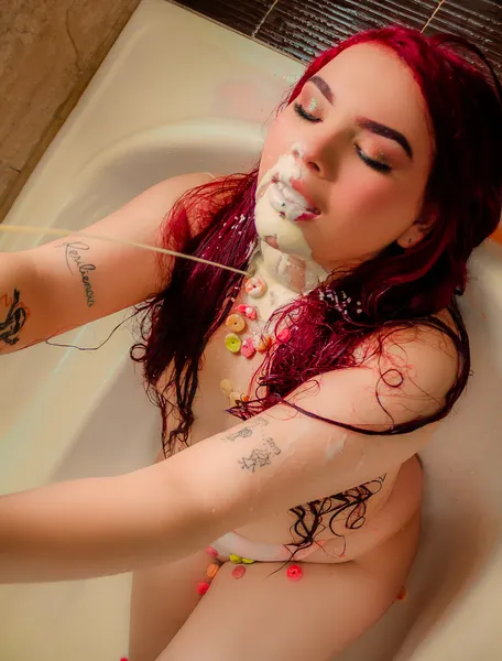 Live sex webcam photo for MorganTayllor #6111354