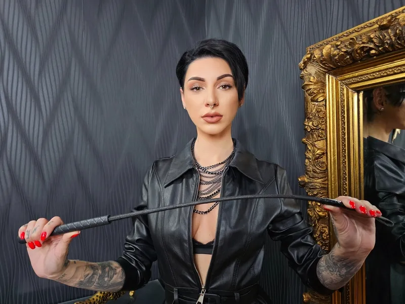 Live sex webcam photo for SophiePriestess #6074309