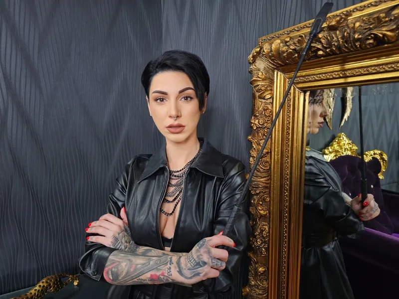 Live sex webcam photo for SophiePriestess #6074308