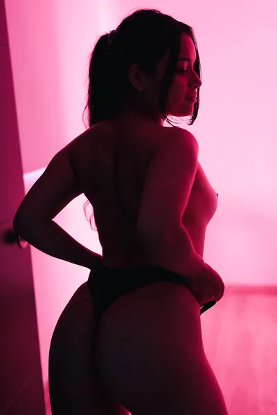 Live sex webcam photo for HannaBeek #6170714