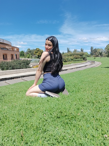 Live sex webcam photo for HannaBeek #6170696