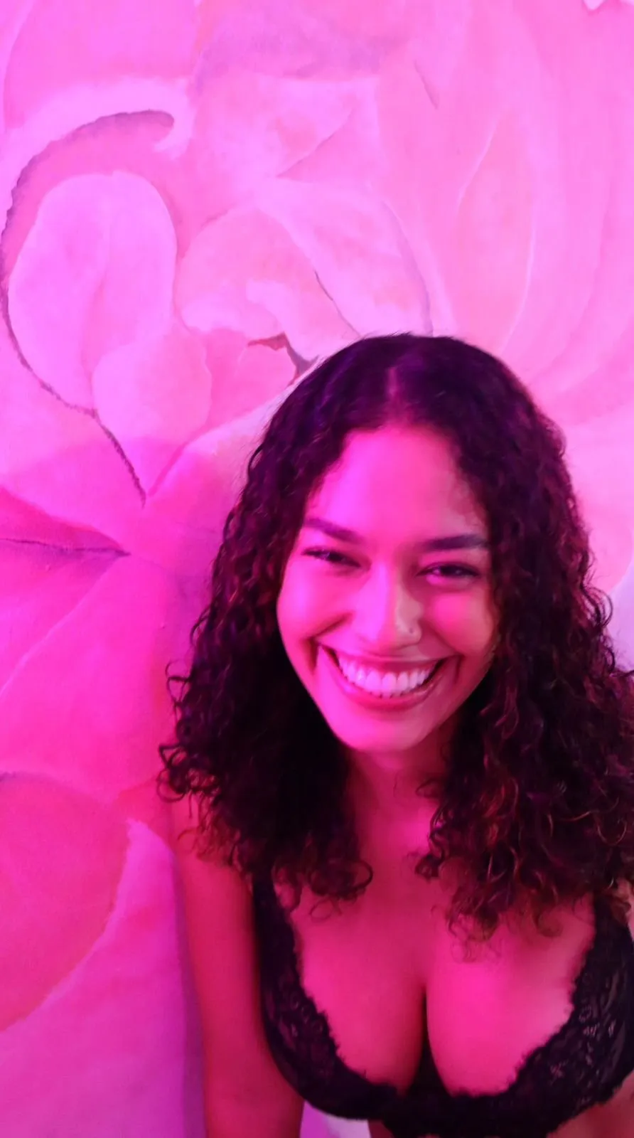 Live sex webcam photo for AmaliaDonoso #7496916