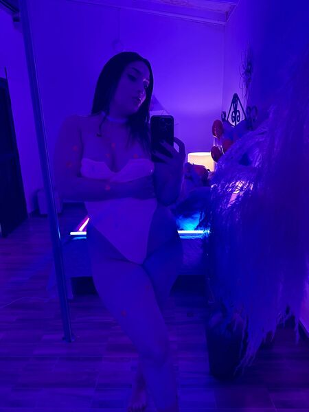 Live sex webcam photo for BarbaraMoonn #6198711