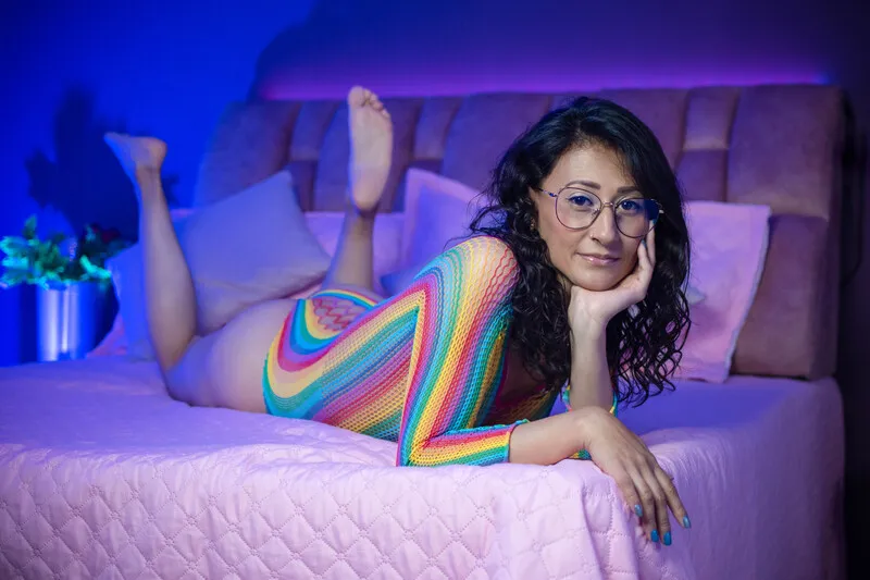 Live sex webcam photo for SharisWilliian #6416100