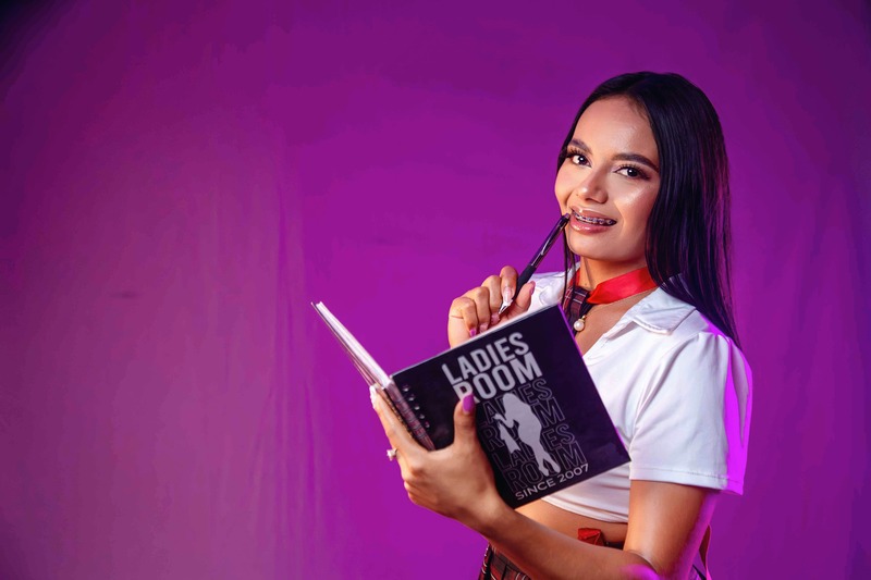 Live sex webcam photo for LYASWEETX #6632781