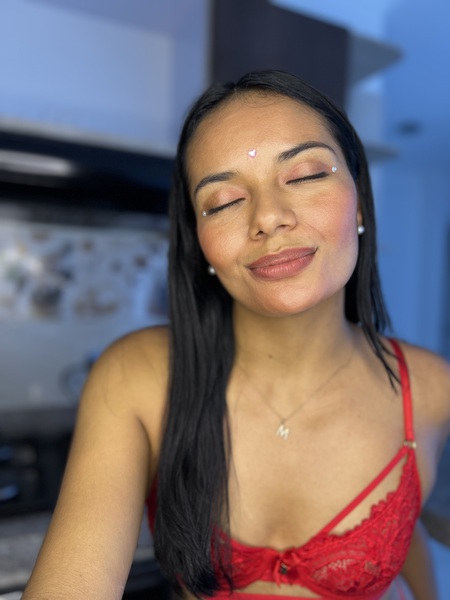 Live sex webcam photo for LYASWEETX #6522387