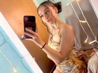Live sex webcam photo for KaylieMorris #6290447