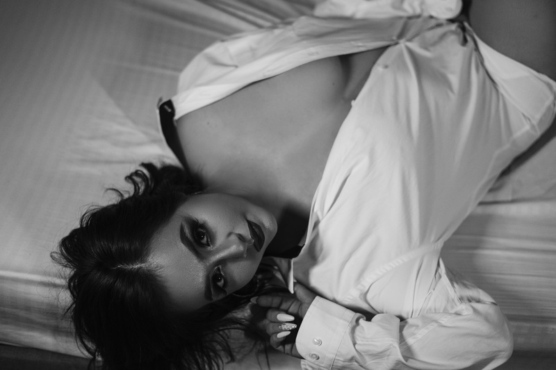 Live sex webcam photo for AlynMoone #6220919