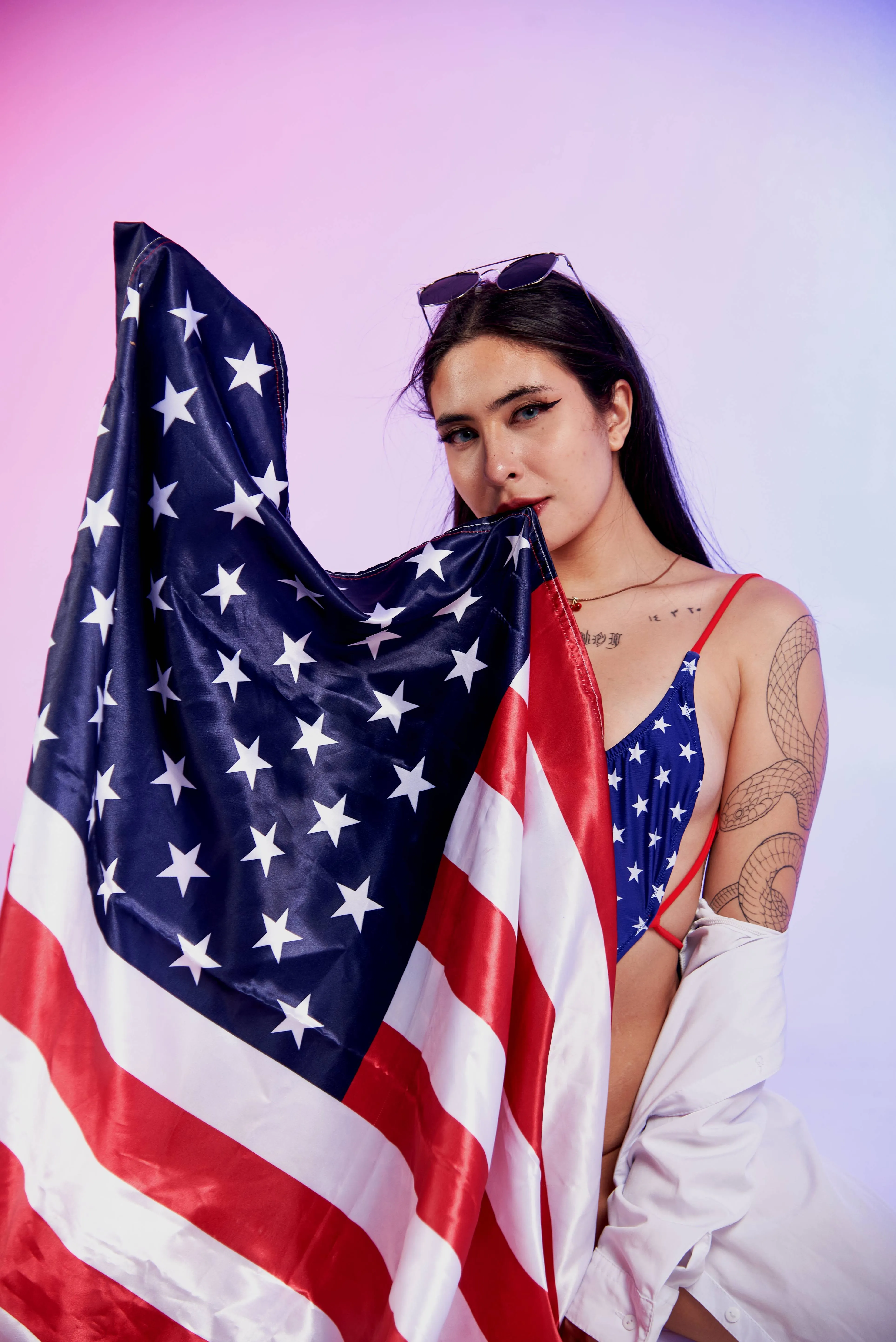 Live sex webcam photo for NiniThomson #7298425