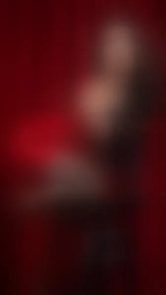 Live sex webcam photo for NiniThomson #7298361
