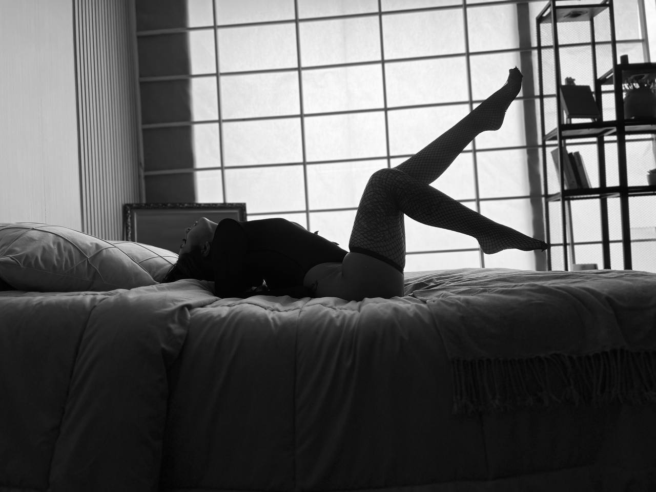 Live sex webcam photo for NiniThomson #7298399