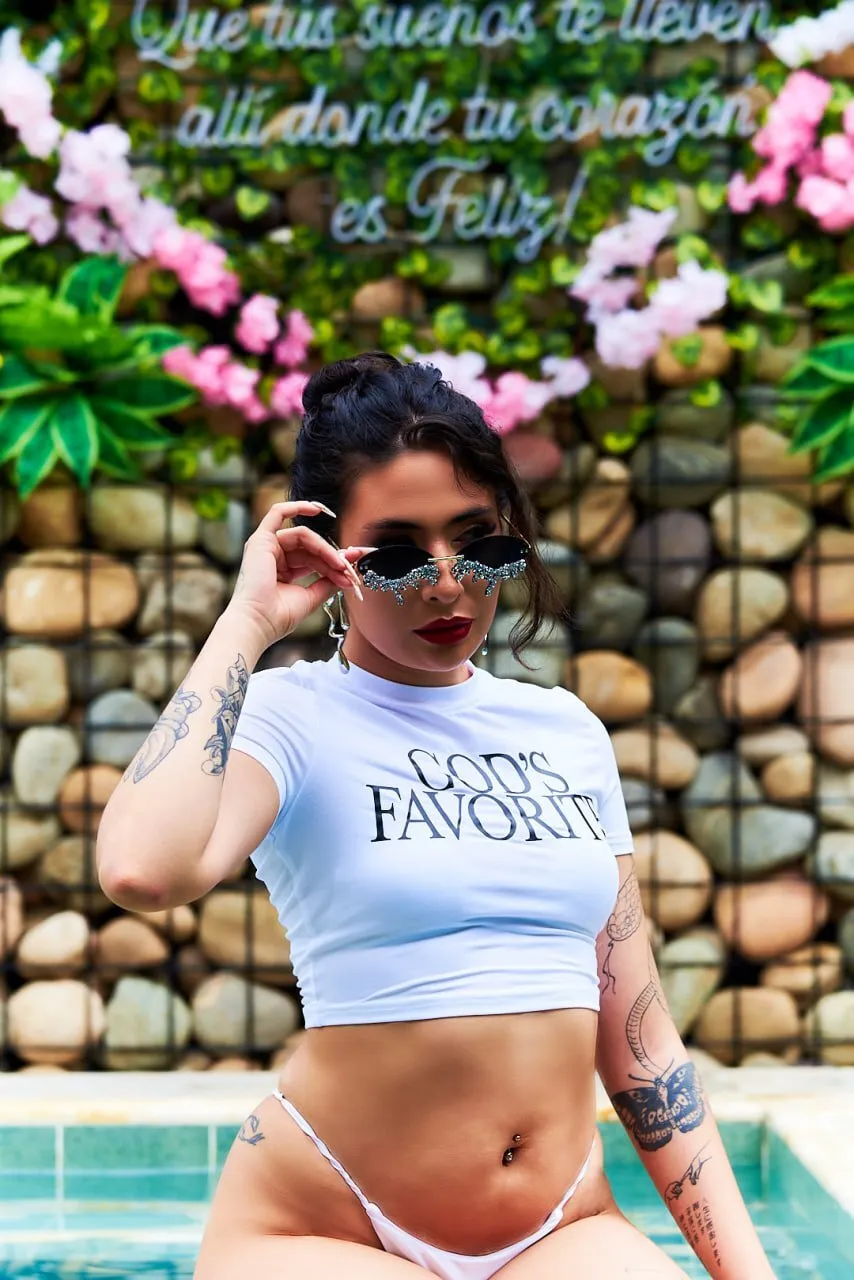 Live sex webcam photo for NiniThomson #7298402