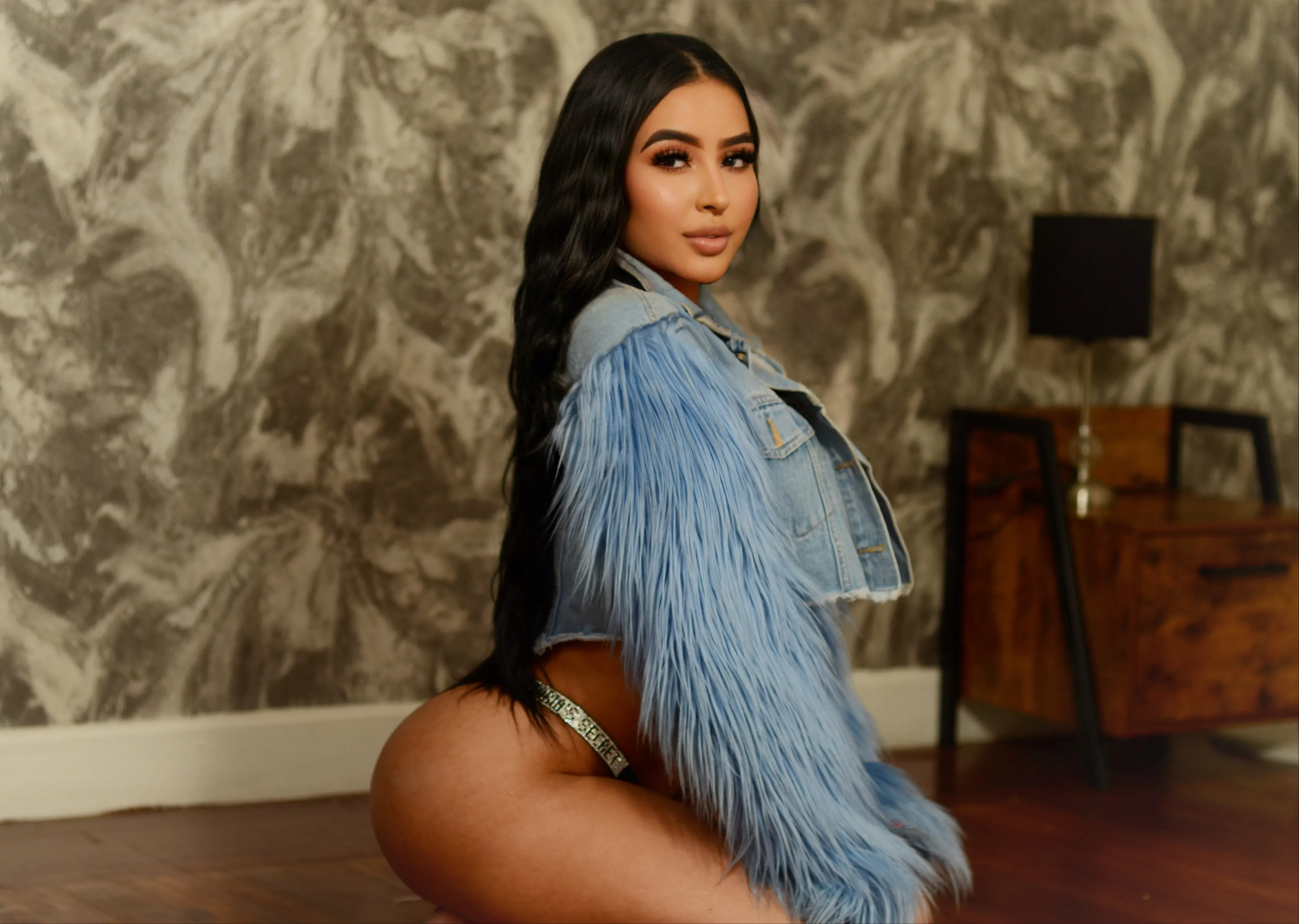 Live sex webcam photo for IsabellaMiller18 #7890537