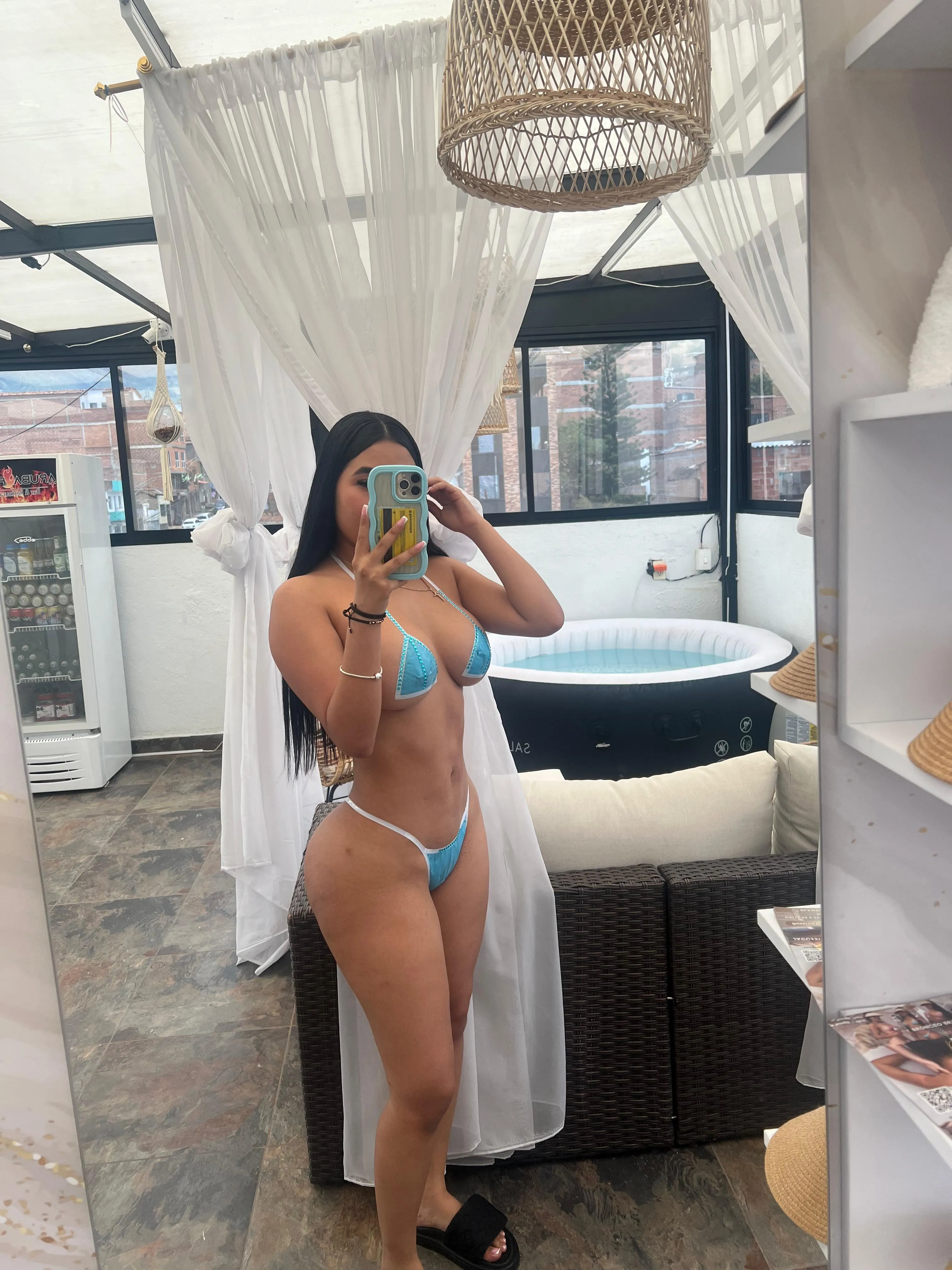 Live sex webcam photo for IsabellaMiller18 #7890547