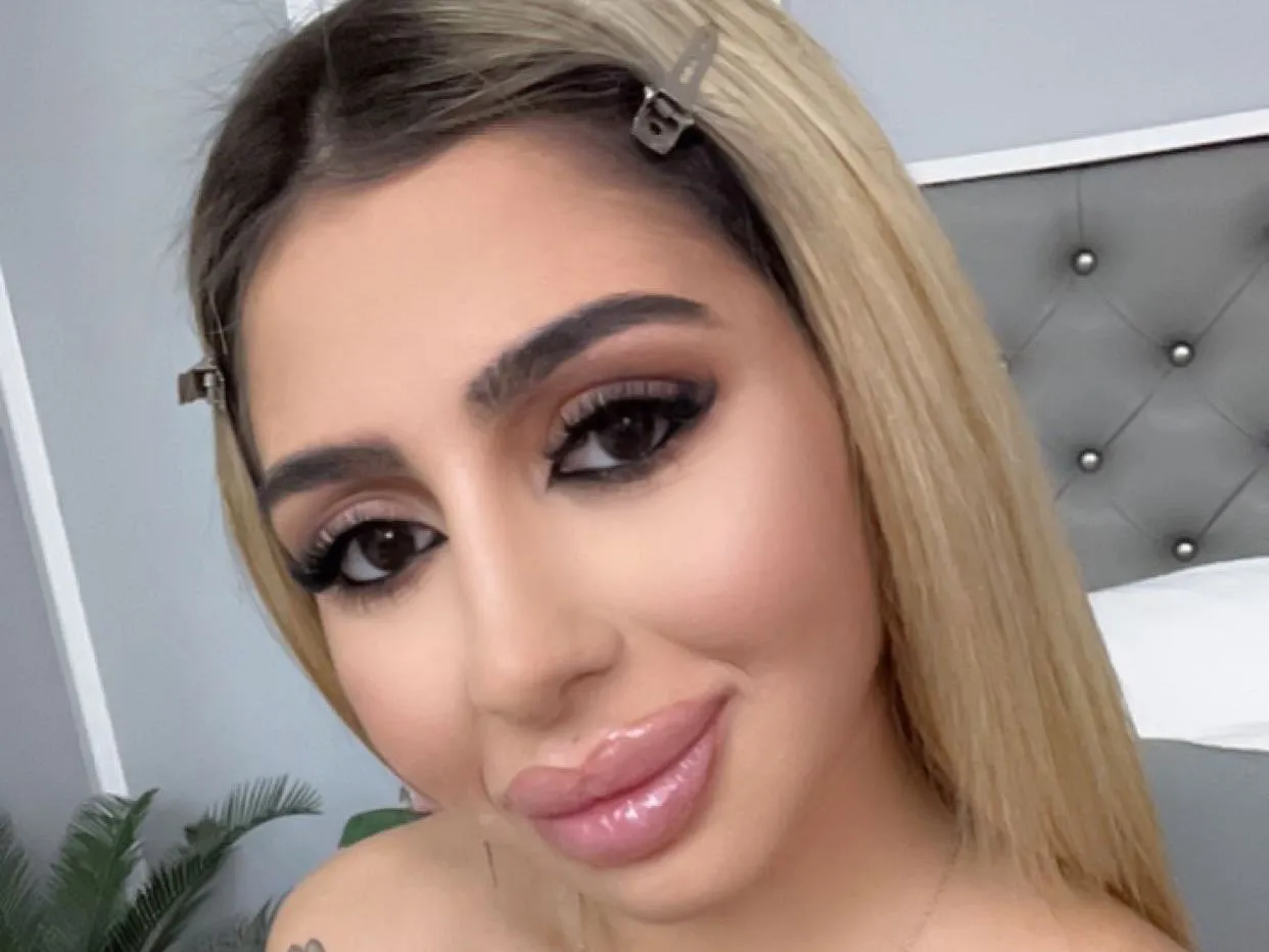 Live sex webcam photo for BelleHalle #5944773