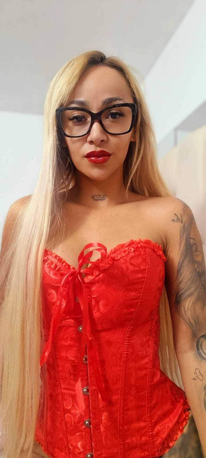 Live sex webcam photo for miaabrunettel #6407663