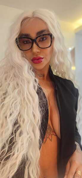 Live sex webcam photo for miaabrunettel #7080730