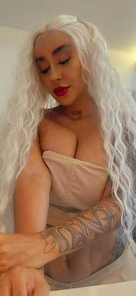 Live sex webcam photo for miaabrunettel #7080723