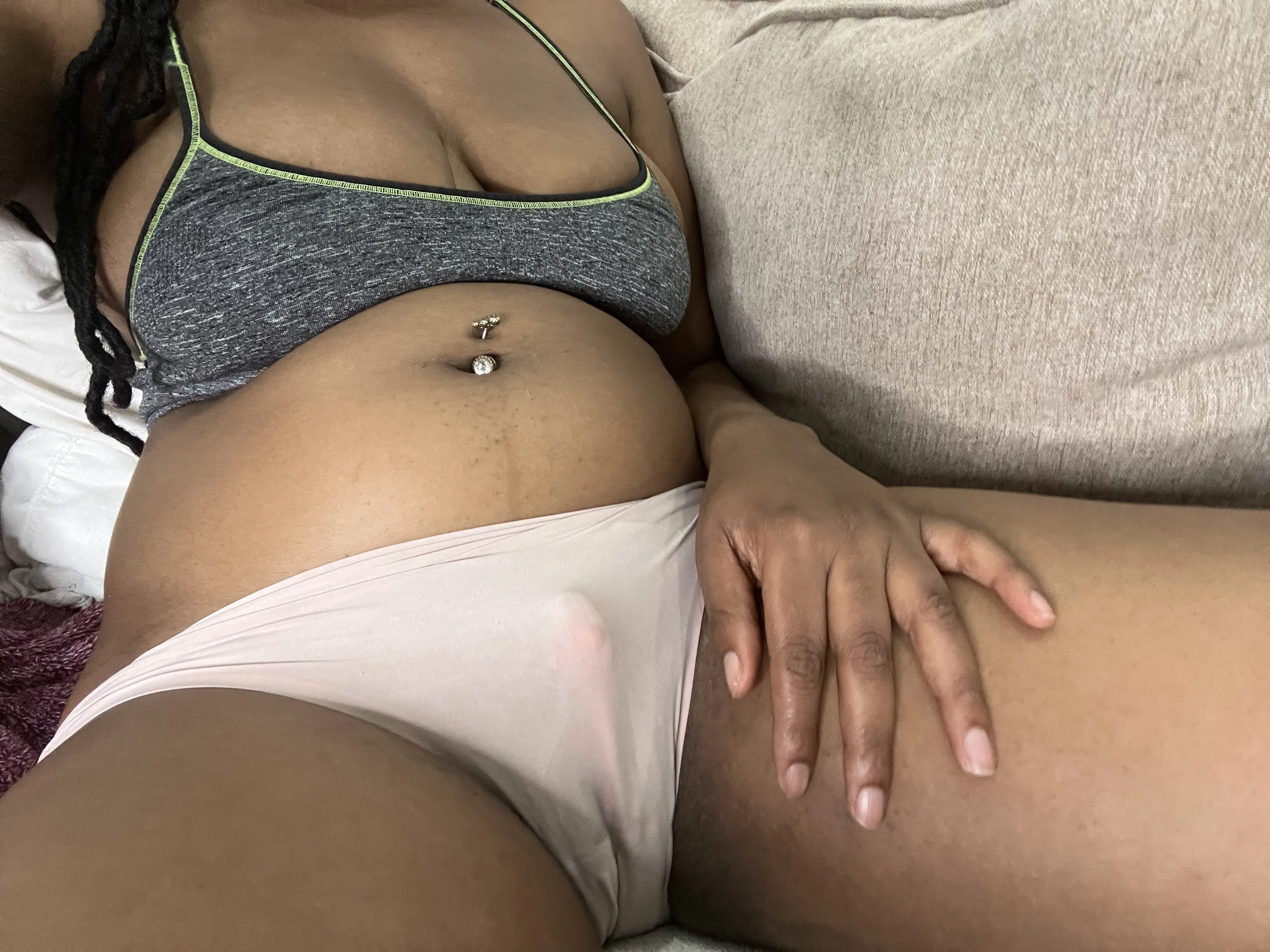 Live sex webcam photo for QueenVonDamn #7257295