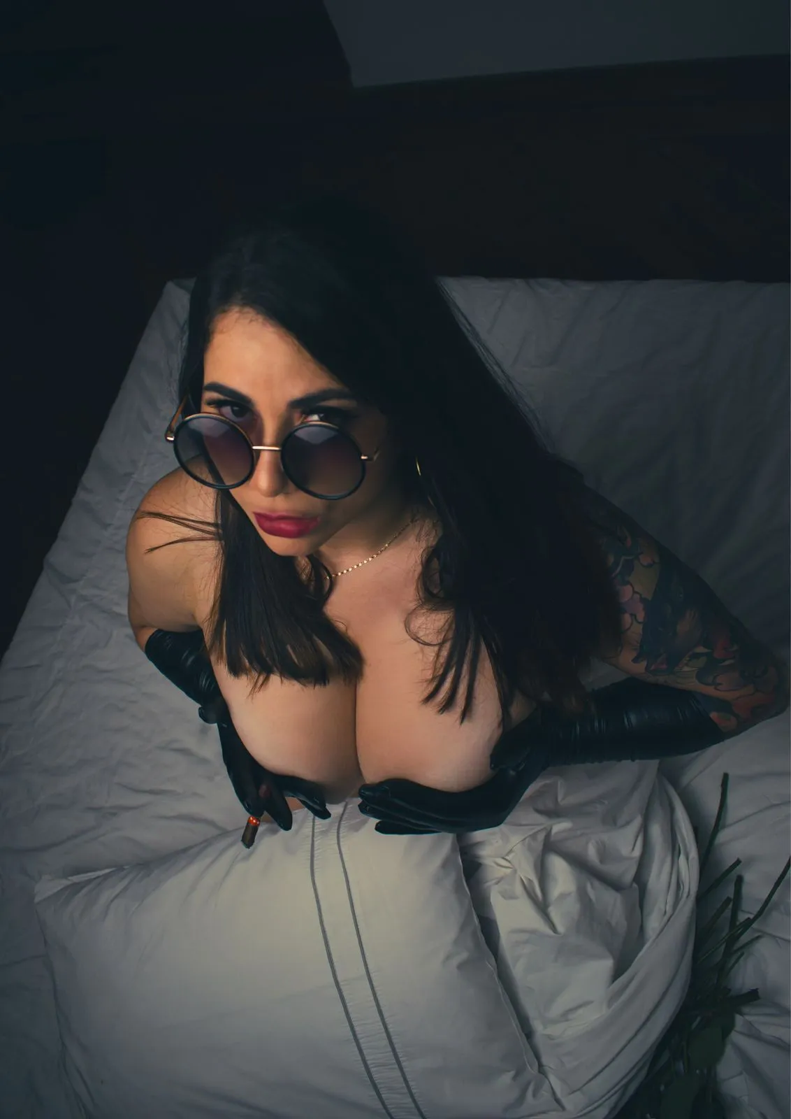 Live sex webcam photo for Marieleclerc #7387172