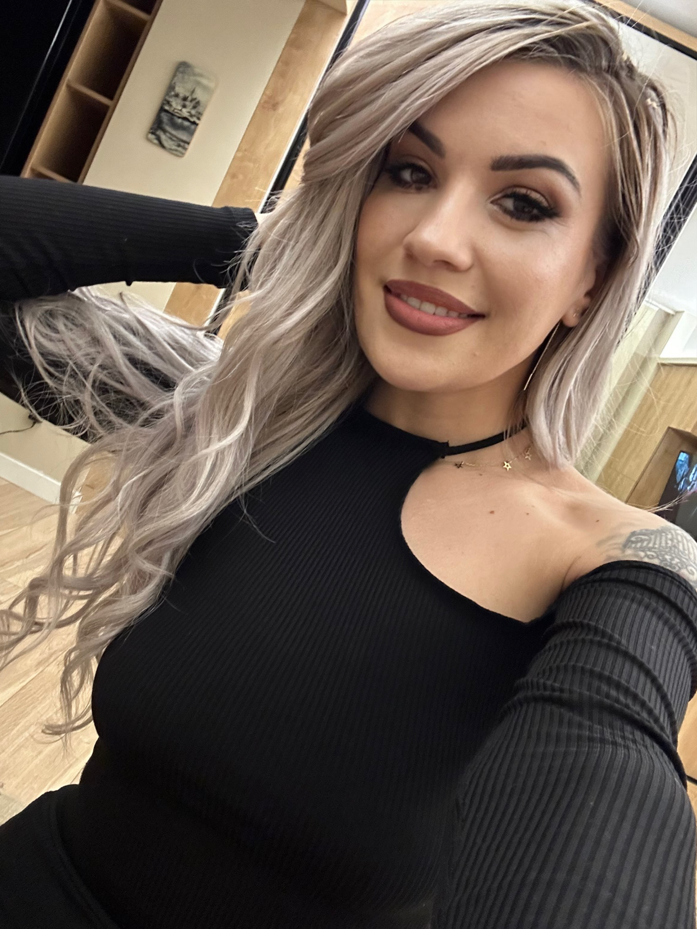 Live sex webcam photo for ZoeyMarye #7183162