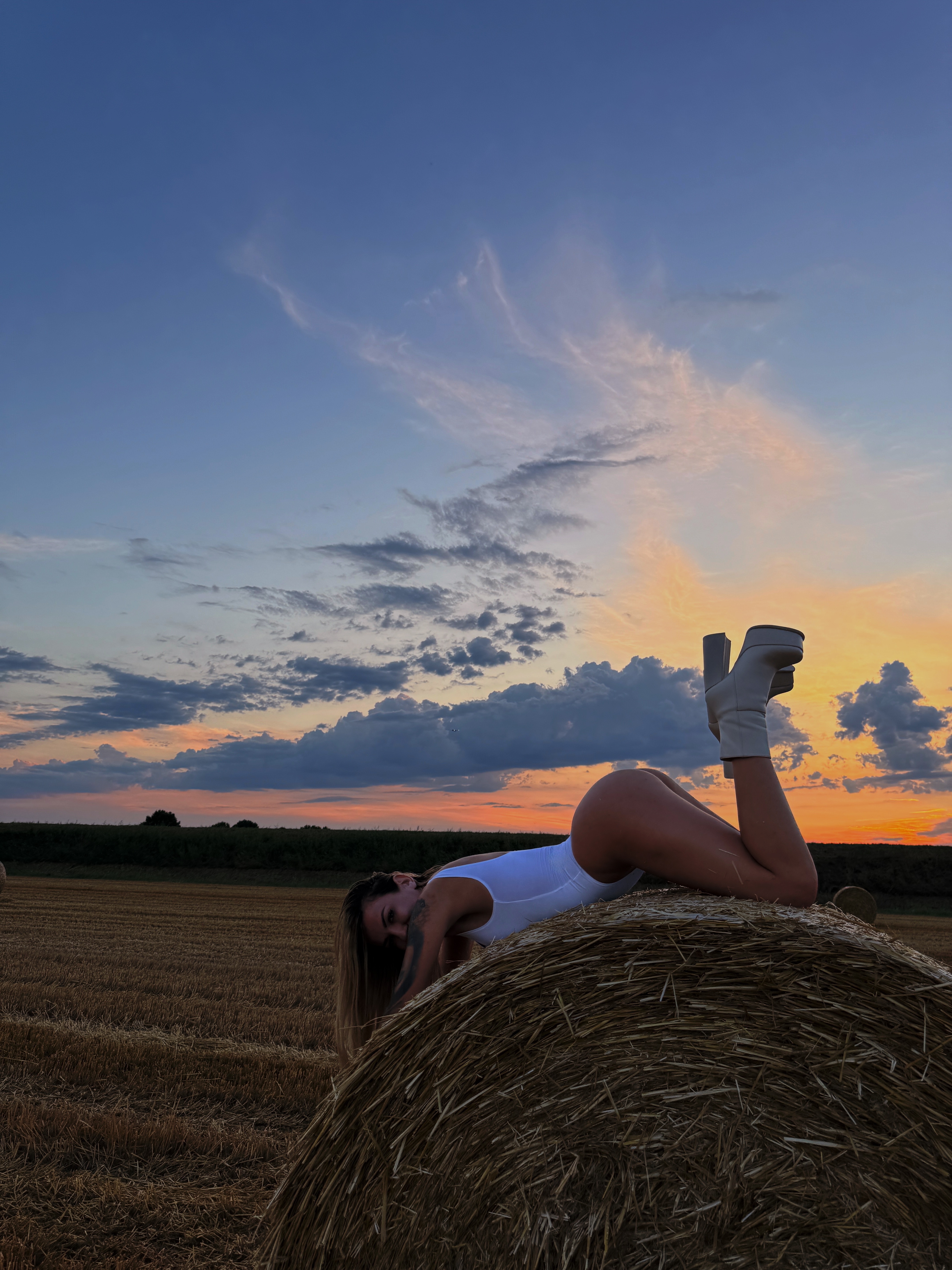 Live sex webcam photo for ZoeyMarye #7969755