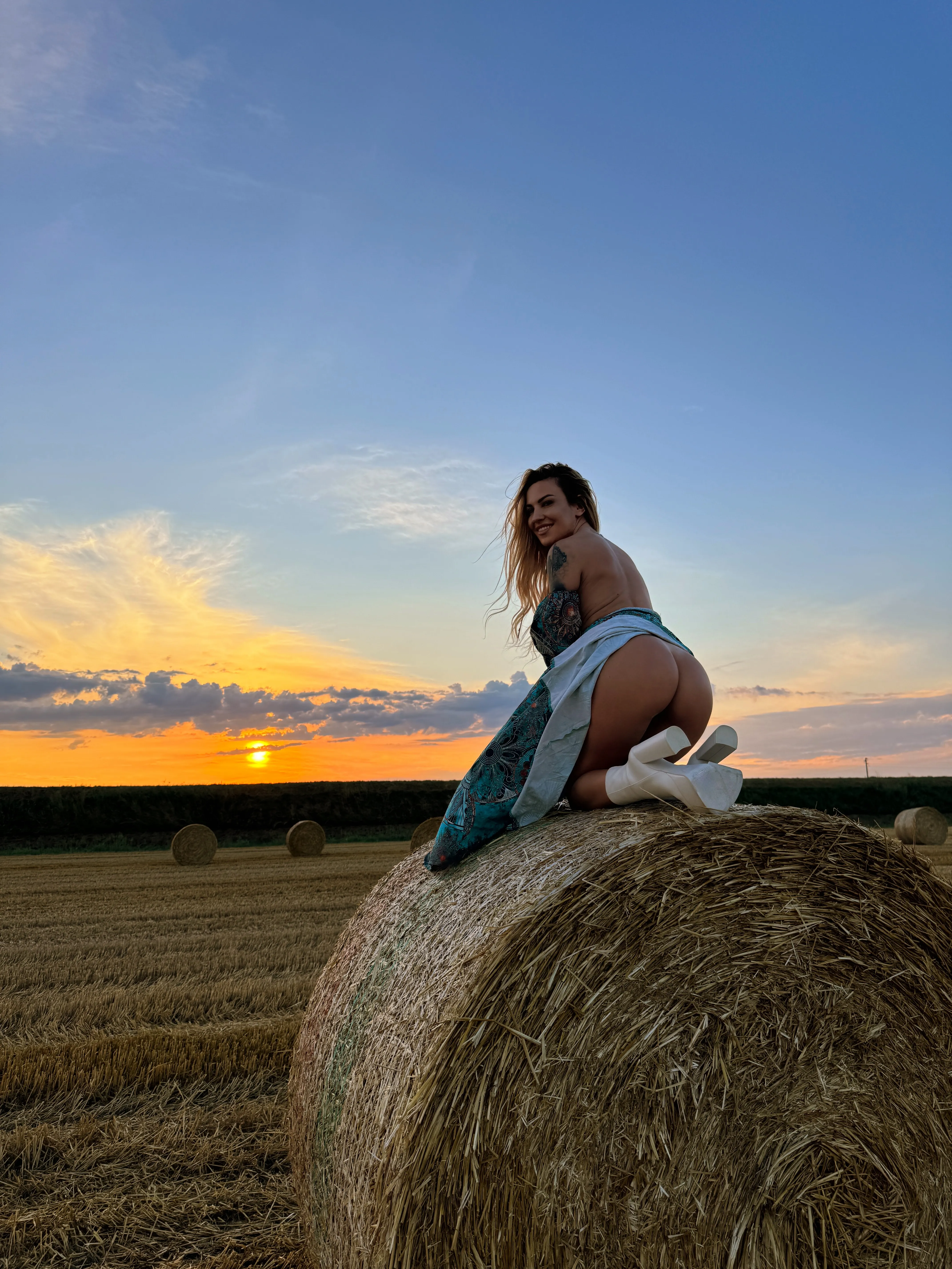 Live sex webcam photo for ZoeyMarye #7969773