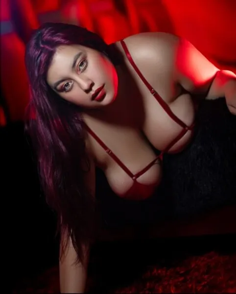 Live sex webcam photo for SamyBright #6068721