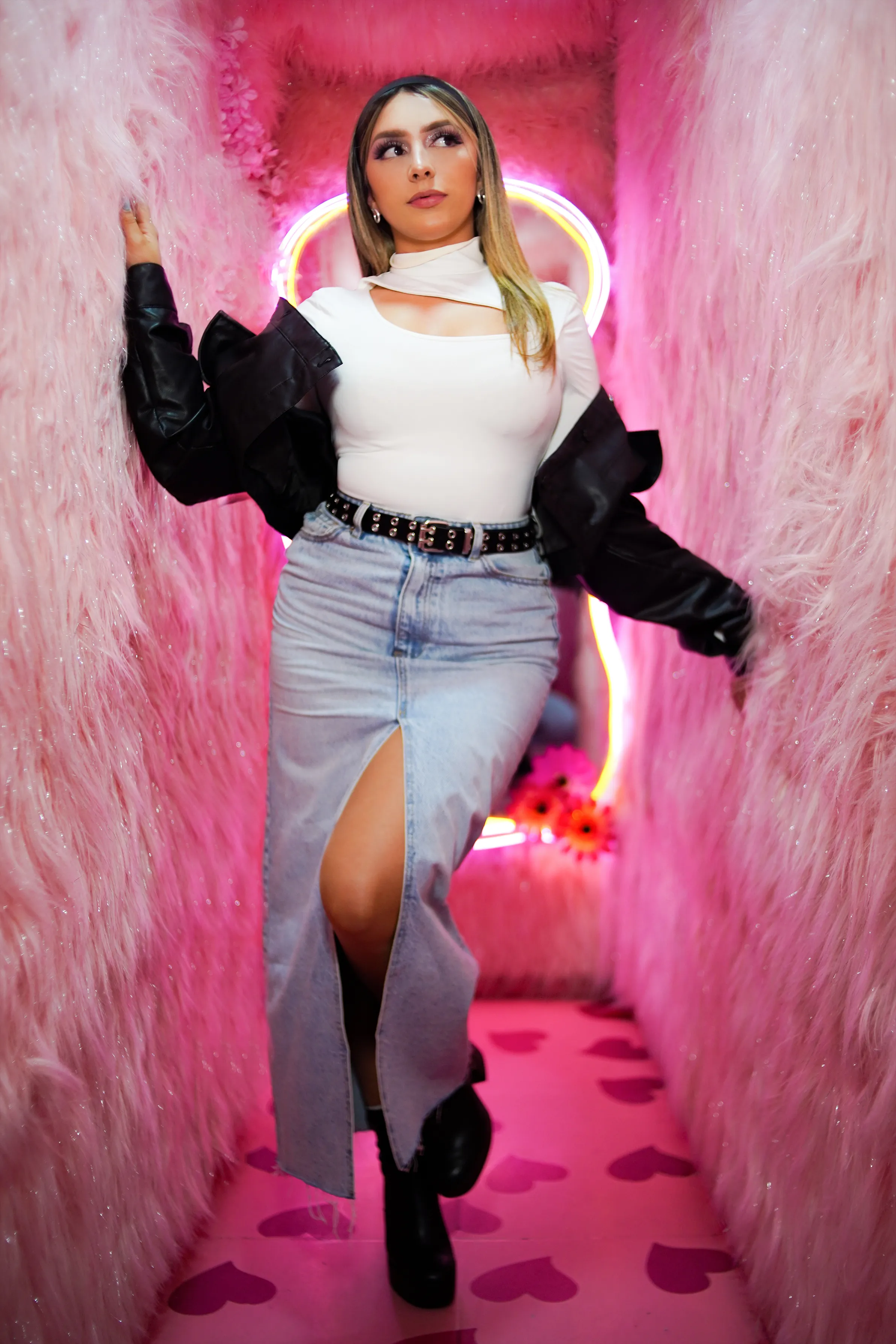 Live sex webcam photo for KimbeerlyClars #7225643