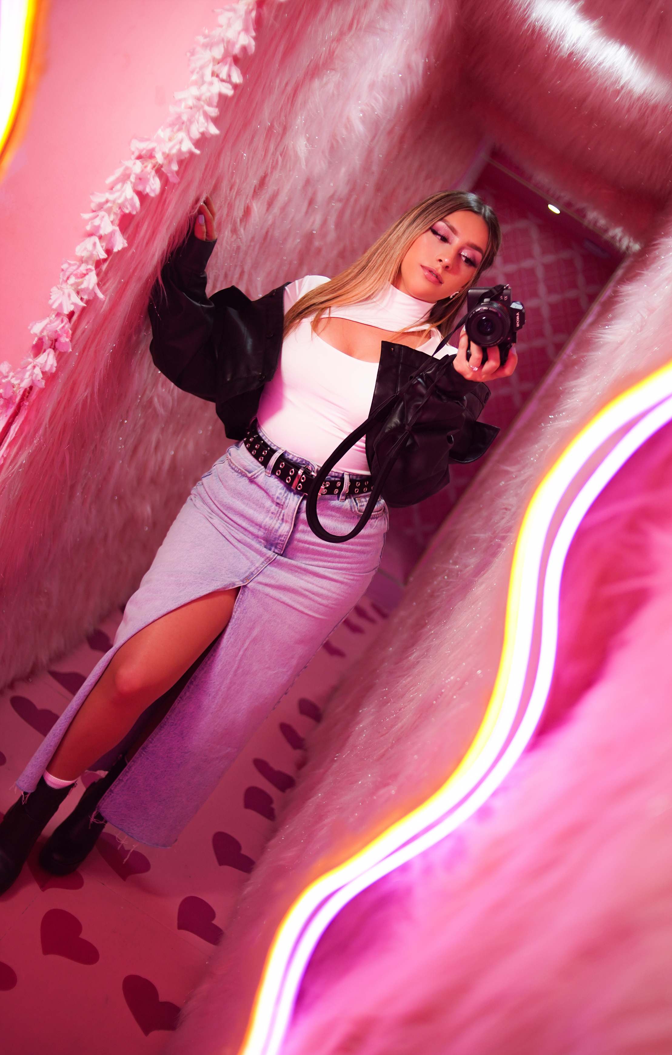 Live sex webcam photo for KimbeerlyClars #7225646