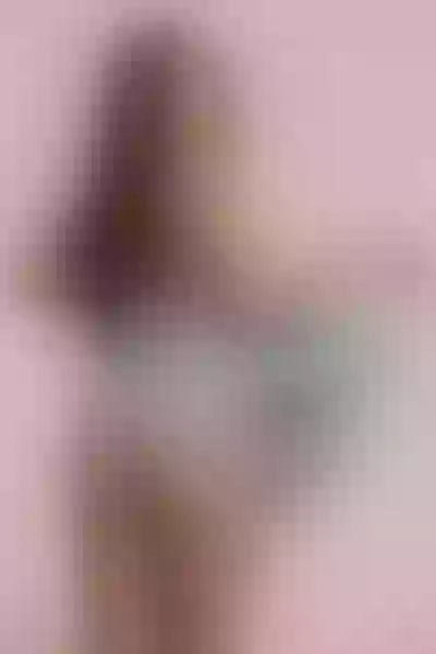 Live sex webcam photo for LuciHoffman #6334058