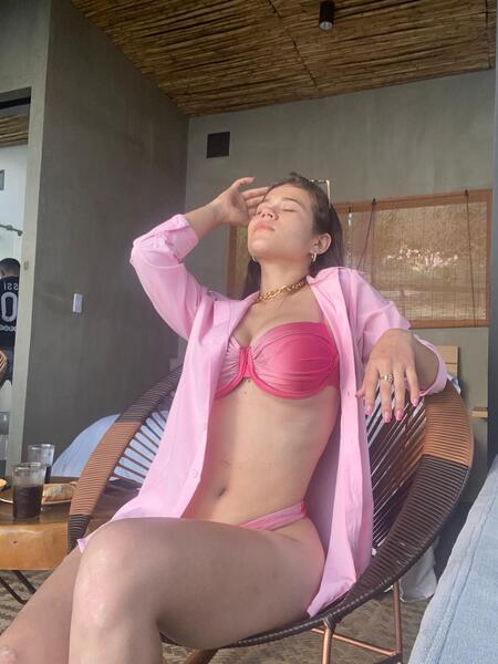 Live sex webcam photo for EmmaDiazmml #6105400