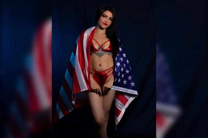 Live sex webcam photo for lucianaportec #6356808