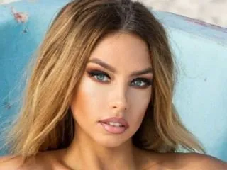 Live sex webcam photo for LolliMyDream #6503319