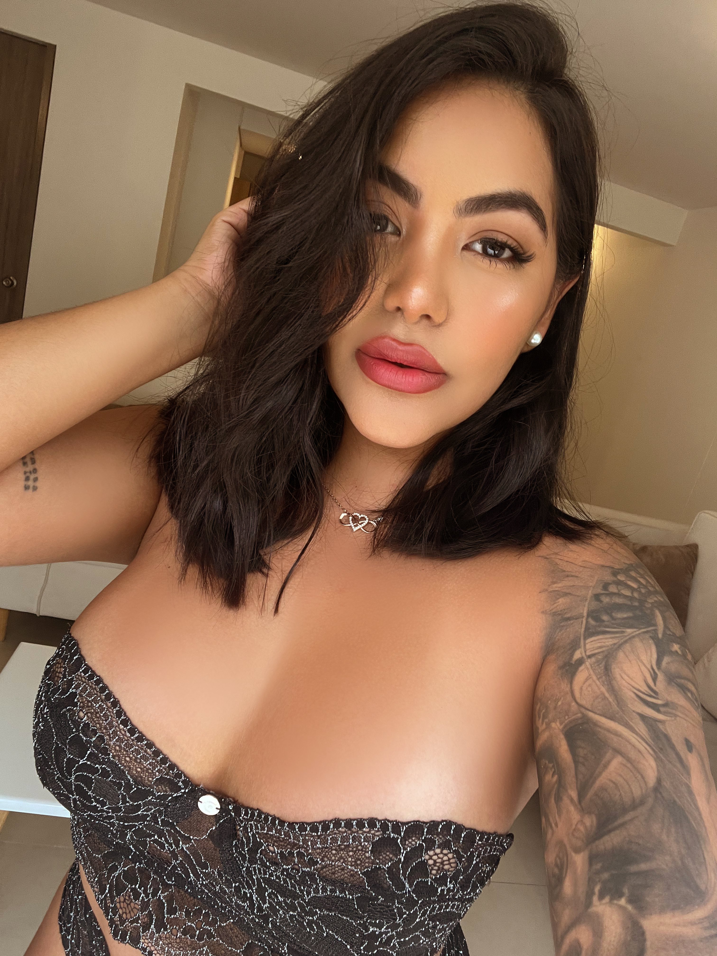 Live sex webcam photo for MarcelaRecio #7413977