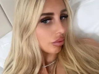 Live sex webcam photo for LanaLixxx #8613353