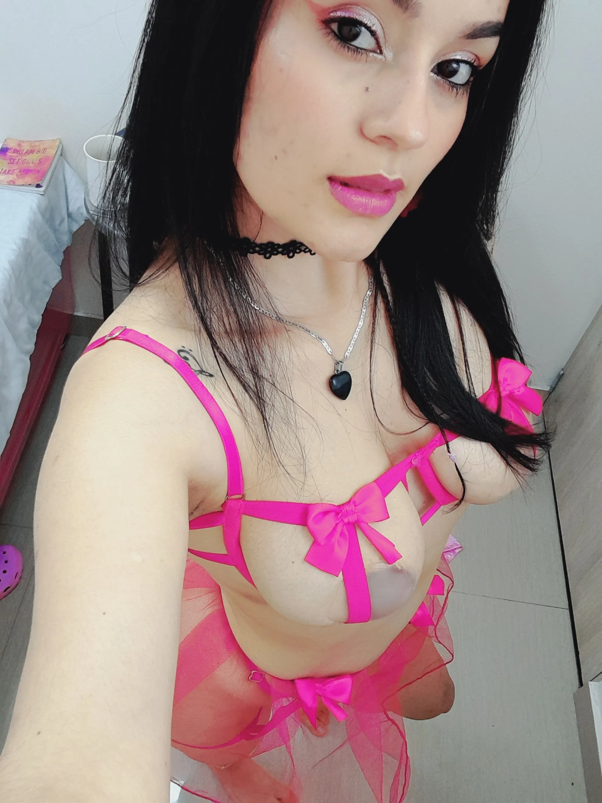 Live sex webcam photo for LhindaCarter #8108713