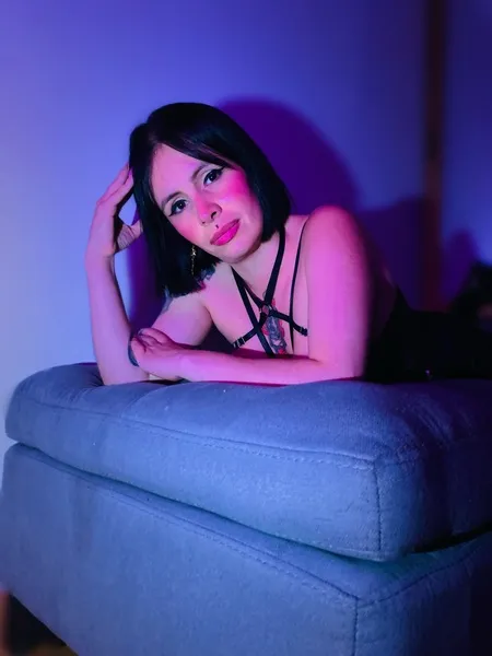 Live sex webcam photo for TamaraCutte #6051570